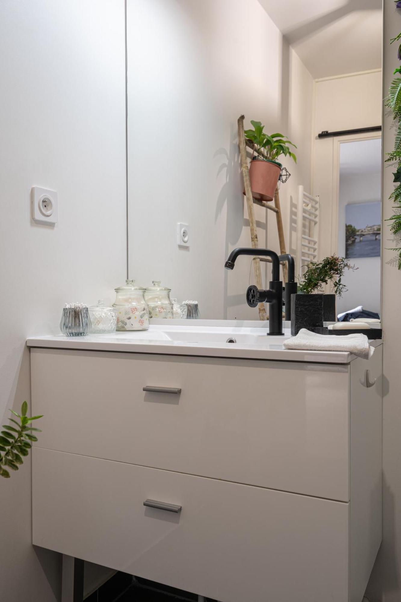Joli Appartement Dans Eco Quartier Residentiel Saint-Ouen  Exteriör bild